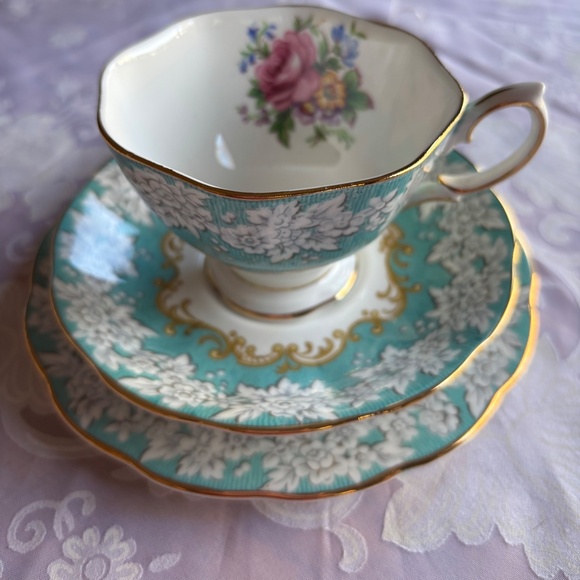 Royal Albert Enchantment Cup, Saucer and Plate Trio - Picture 2 of 6